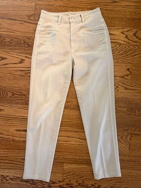 Closed Italian Denim High-Waist Cream organic denim pants 44 (US 28)